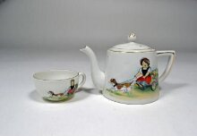 Child's Tea Set thumbnail 1