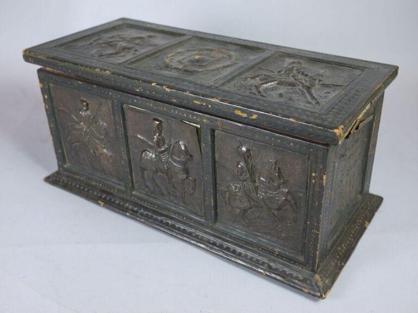 Coffret (1800-1900) by Cesare Mariani