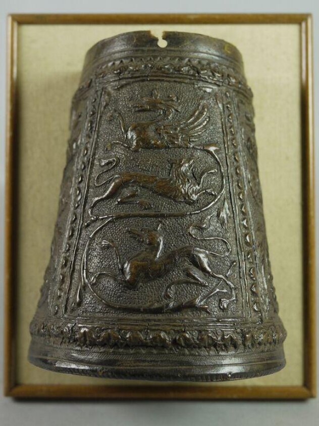 Fragment of a powder flask (1891) by Cesare Mariani