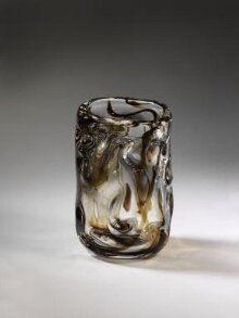 Vase thumbnail 1