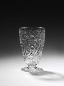 Vase thumbnail 1