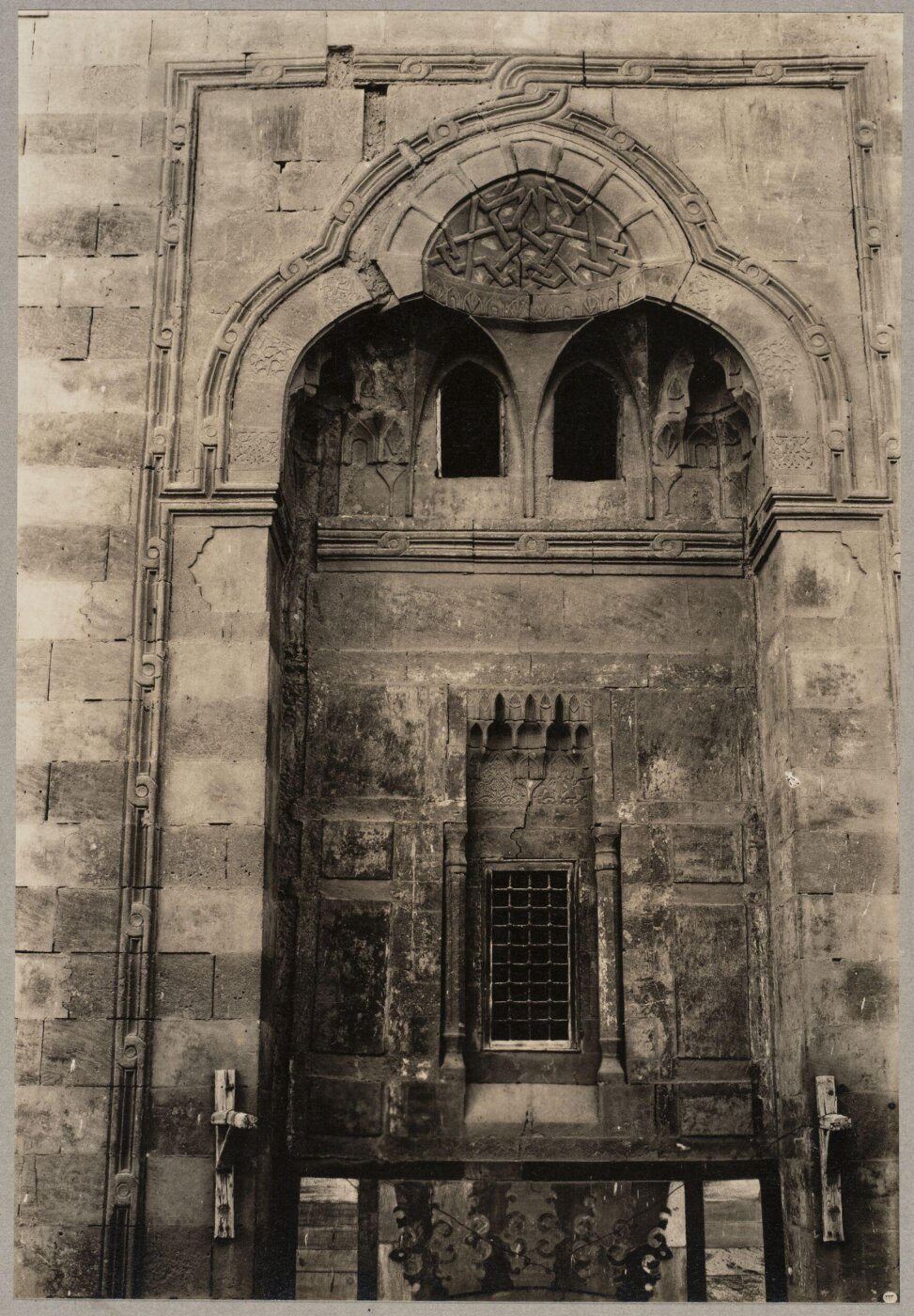 K.A.C. Creswell, Entrance portal in northeast façade of the madrasa of Sultan al-Ashraf Qaytbay at Qal'at al-Kabsh, Cairo