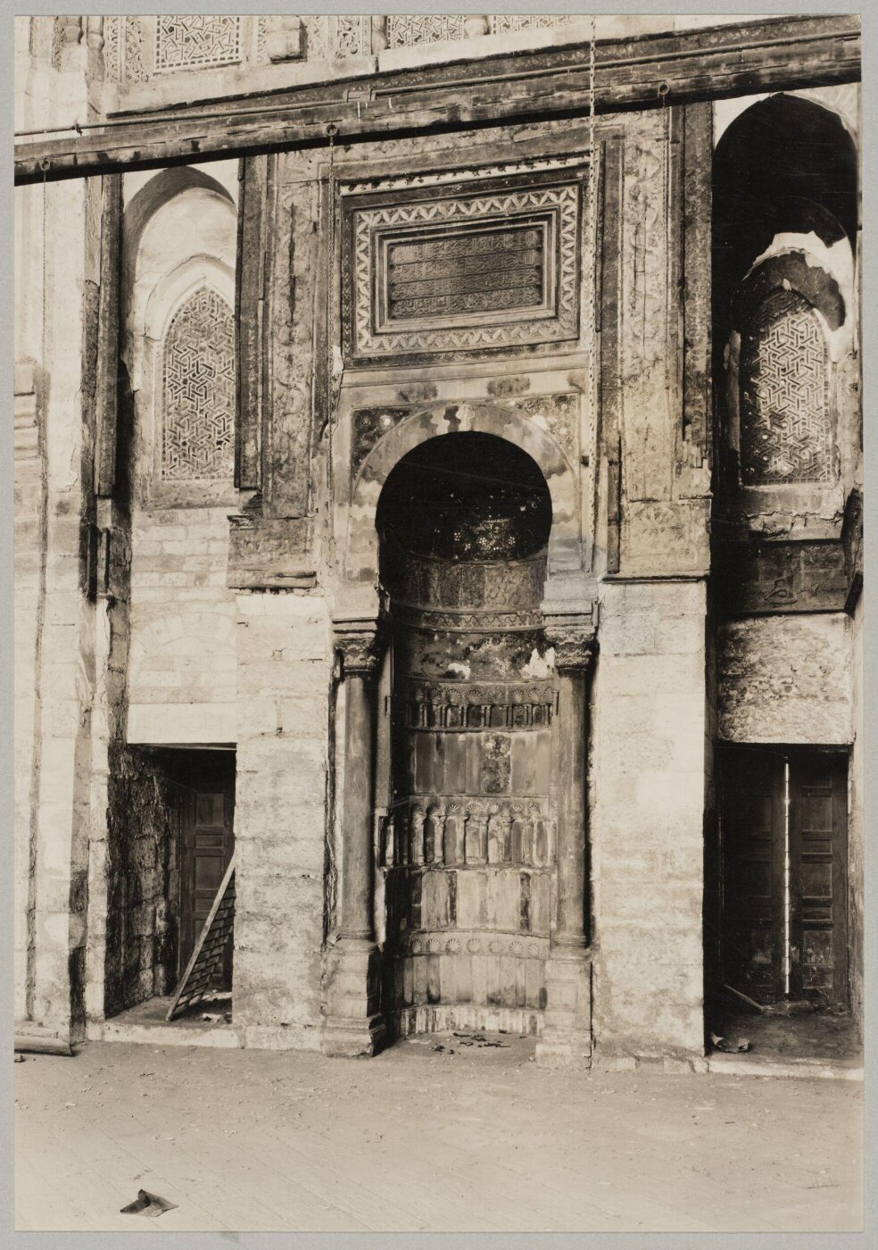 K.A.C. Creswell, The mihrab of the madrasa in the funerary complex of Mamluk Sultan al-Mansur Qalawun, Cairo