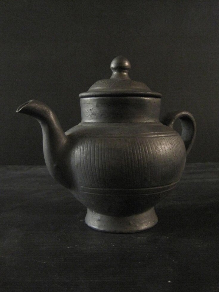 Teapot and Cover top image