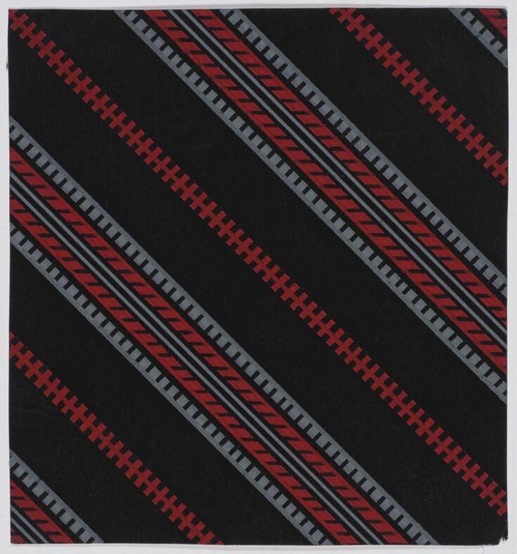 Design of diagonal stripes containing stylized herringbone patterns. top image