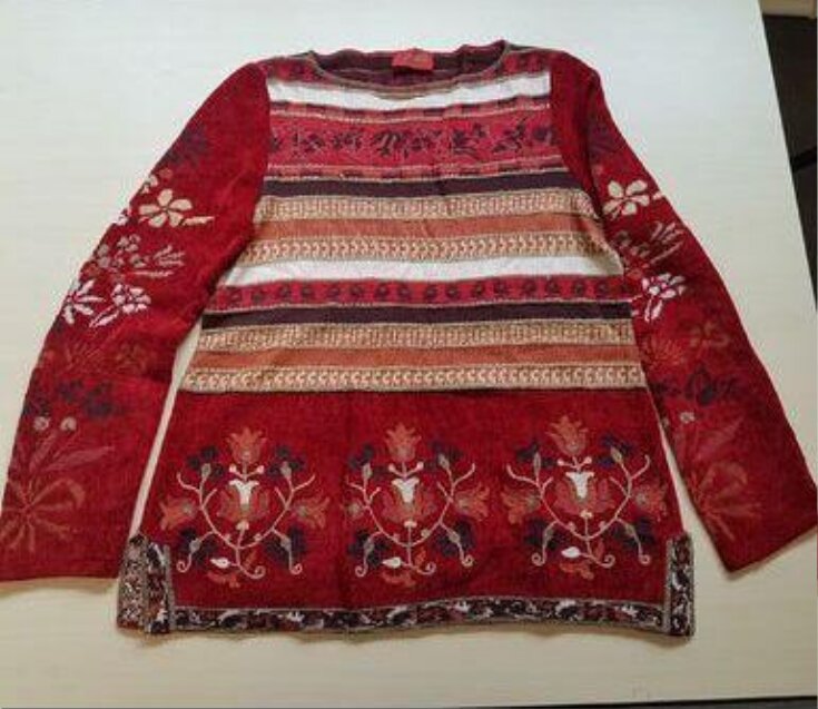 Tunic top image