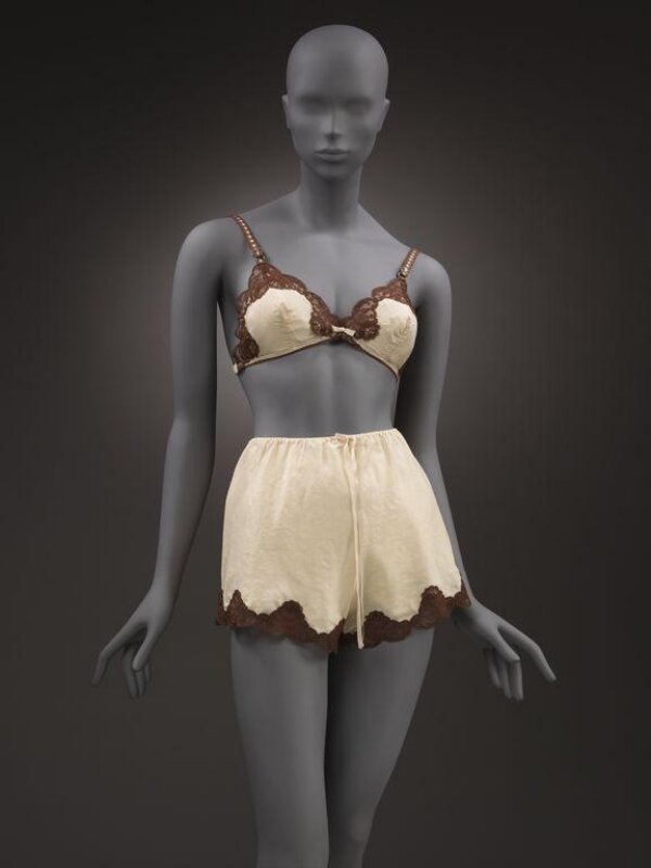 Lingerie Ensemble Janet Reger V A Explore The Collections