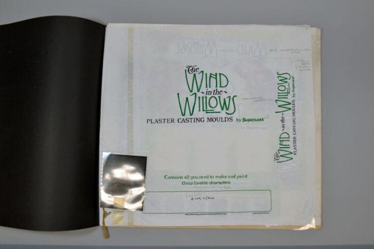 Wind in the Willows box lid image