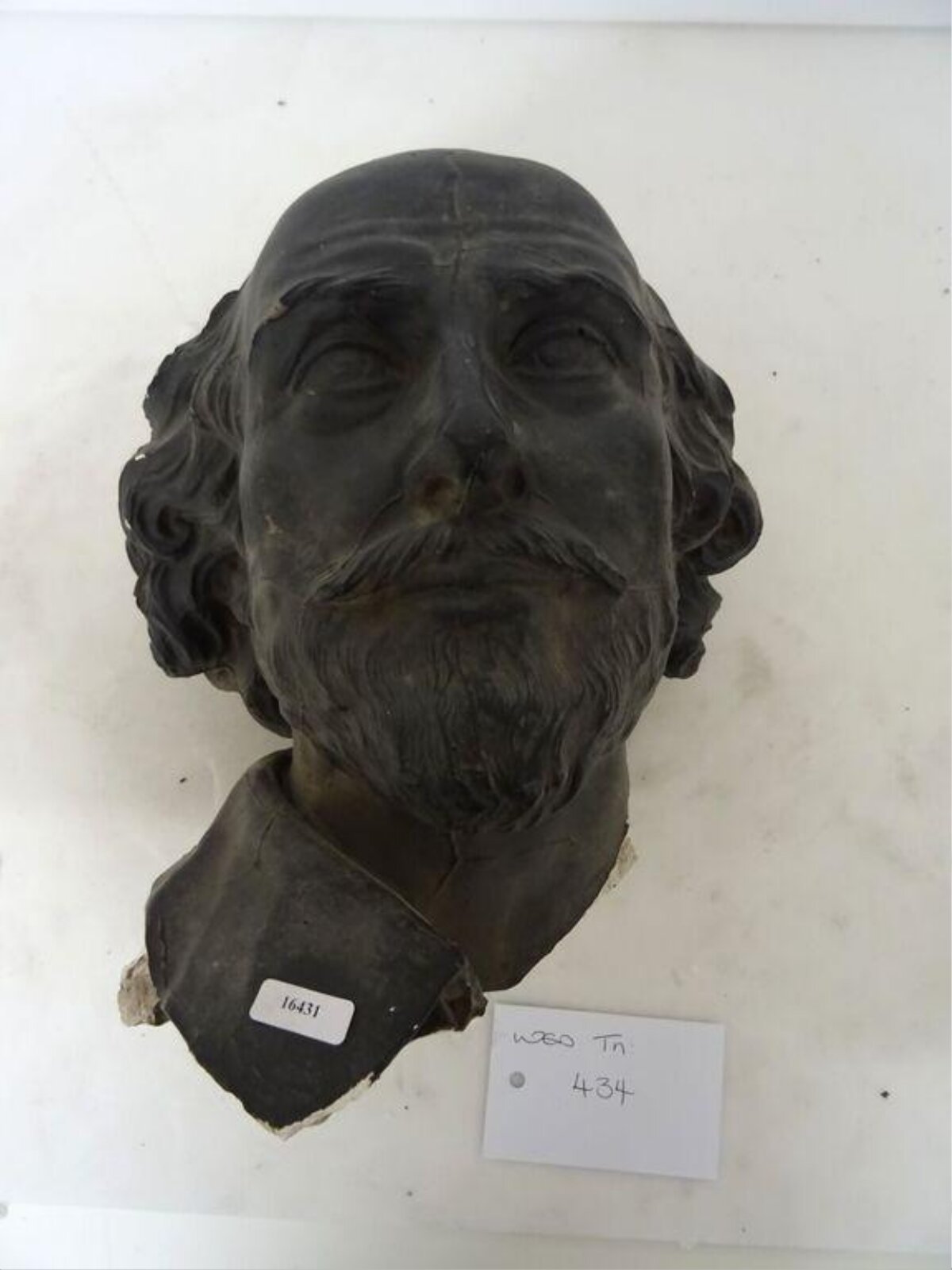 Bust