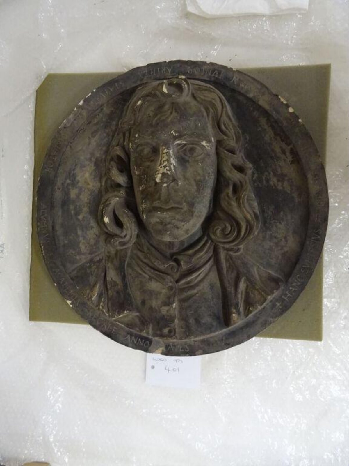 Bust