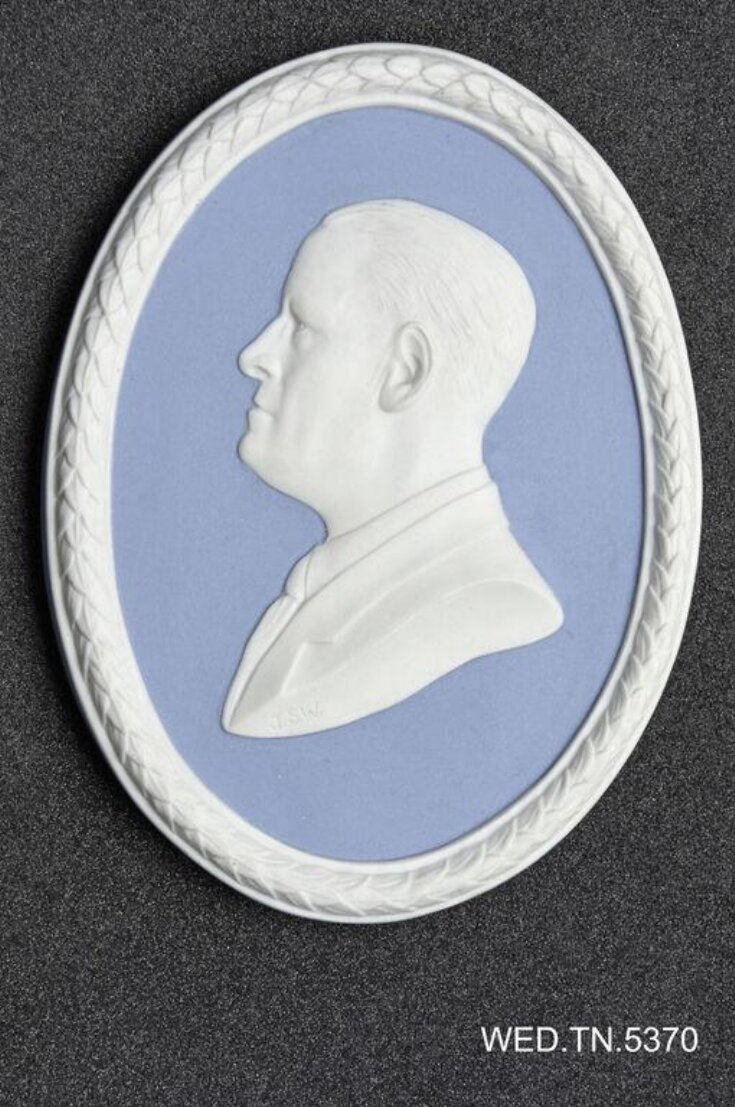 Portrait Medallion top image