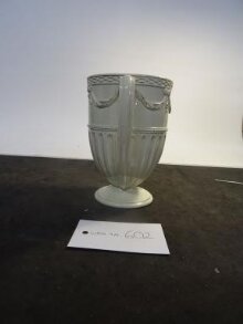 Vase thumbnail 1