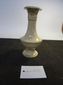 Vase thumbnail 1