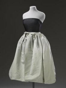 Evening skirt/cape (silk grosgrain) thumbnail 1