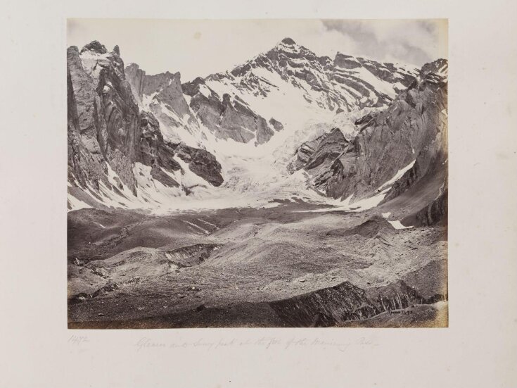 1472 - Glacier and snowy peak at the foot of the Manirung Pass top image