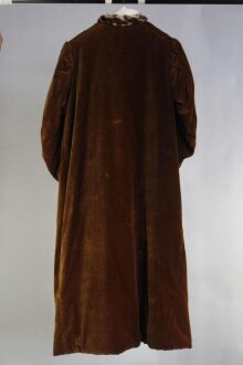 Tunic worn by Irving in 'Werner' | V&A Explore The Collections