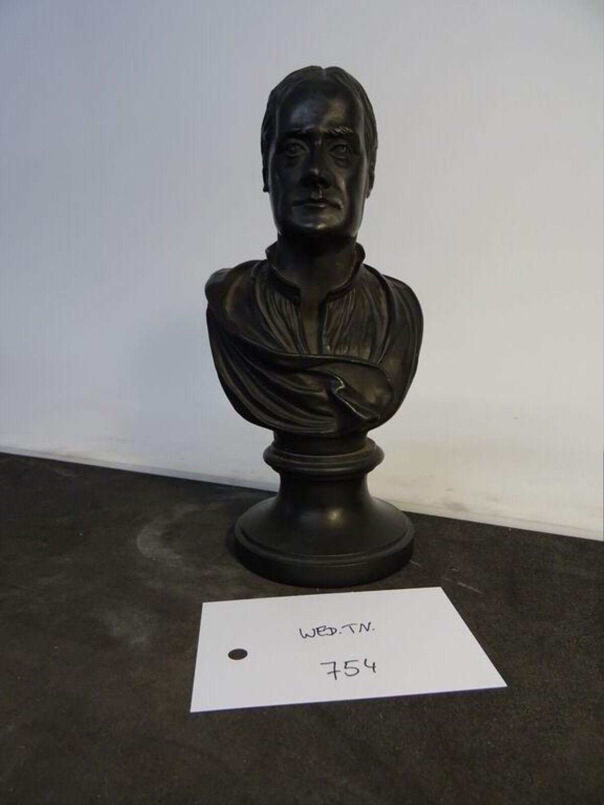 Bust