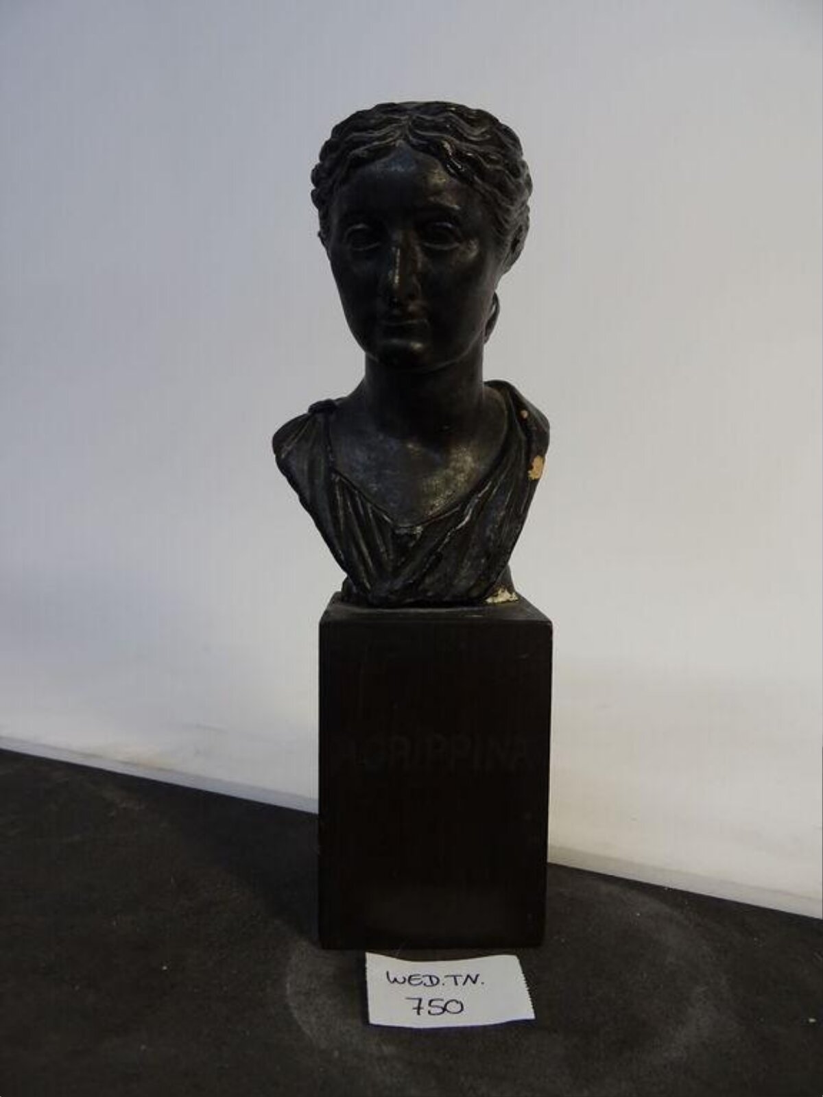Bust