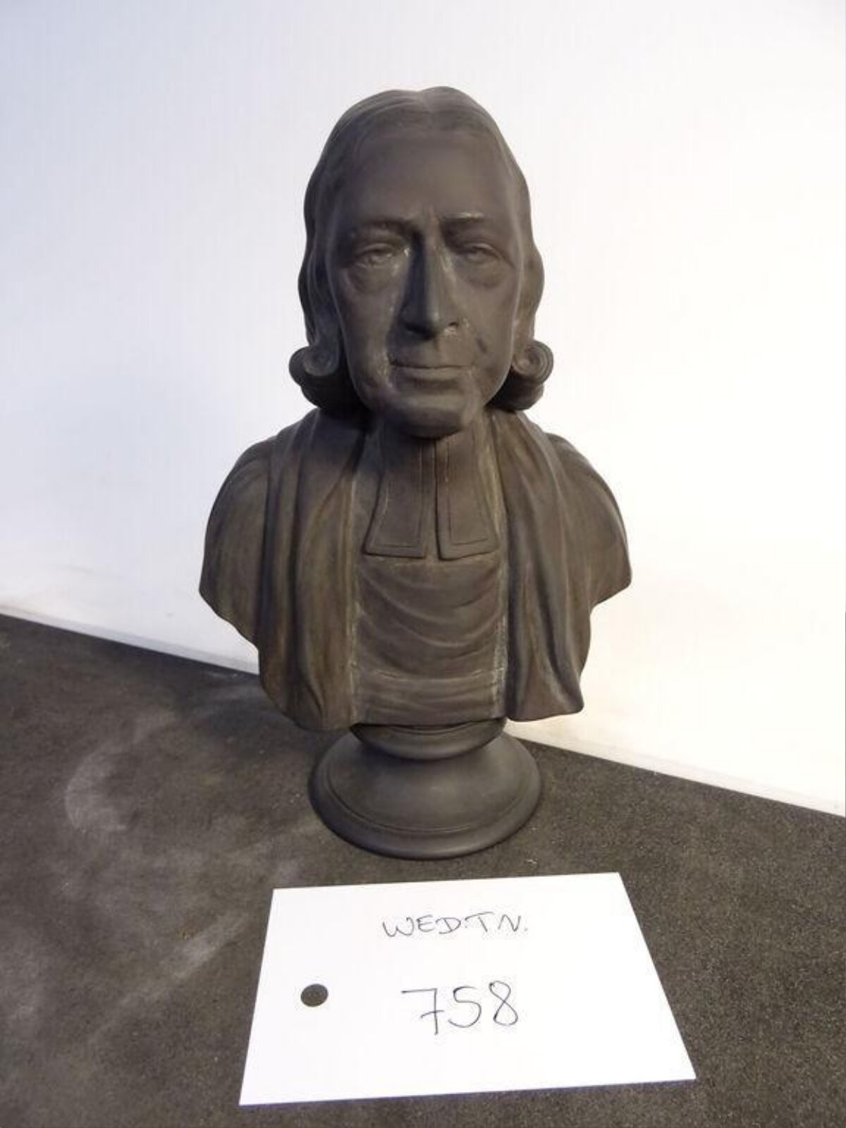 Bust