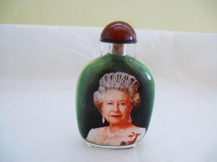 Snuff bottle and stopper