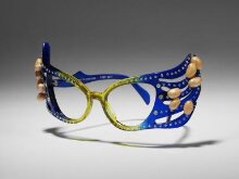 Spectacles' frame worn by Barry Humphries as Dame Edna Everage in 'Dame Edna's Work Experience', BBC television 1997 thumbnail 1