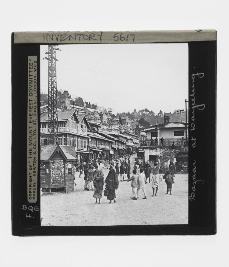 Slide 4. Bazaar at Darjeeling top image