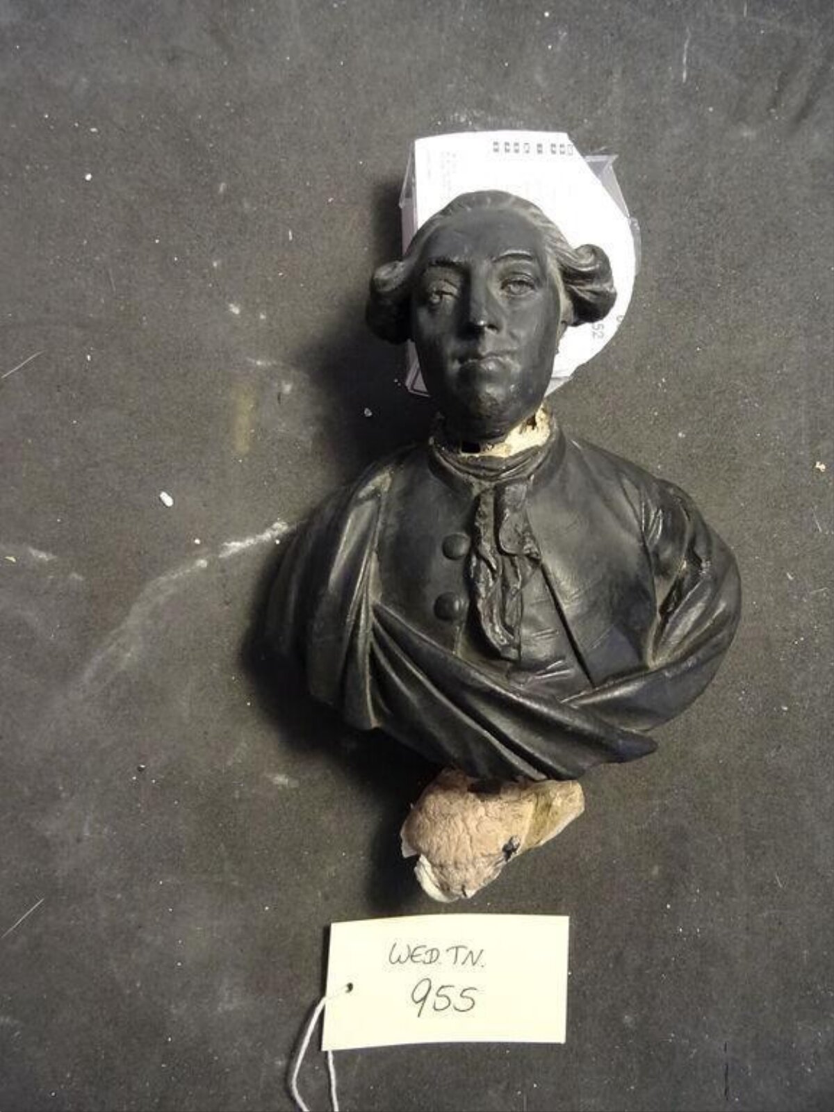 Bust