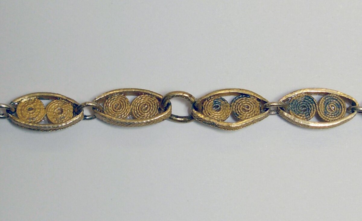 Necklace, unknown