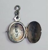 Locket thumbnail 2