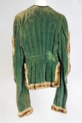 Costume for Richard III, worn by Laurence Olivier thumbnail 2