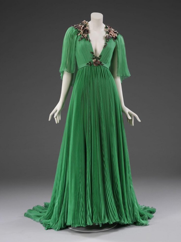 Dress | V&A Collections