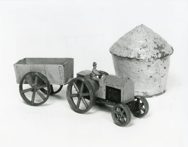 Model Tractor, Haycart and Haystack top image
