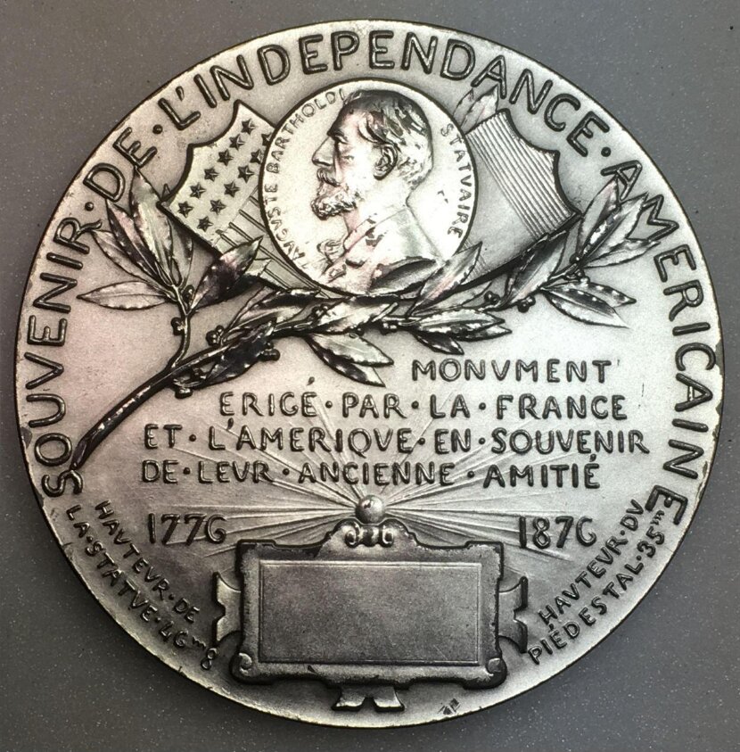 Medal (the Statue of Liberty)