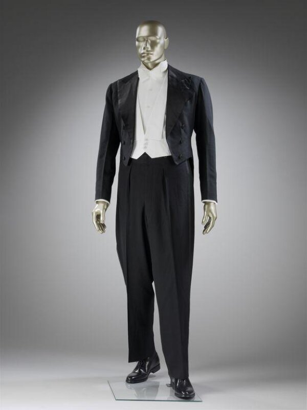 Man's Evening Suit | V&A Explore The Collections