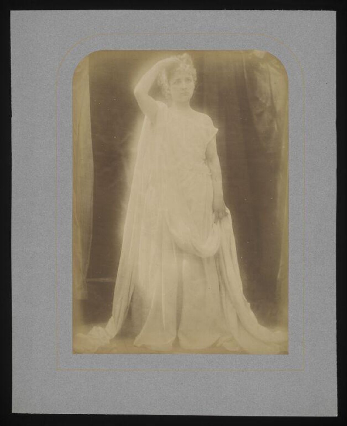 Julia Margaret Cameron, She walks in beauty