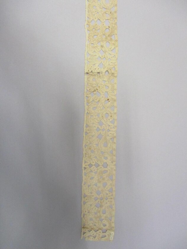 Lace — 17th century