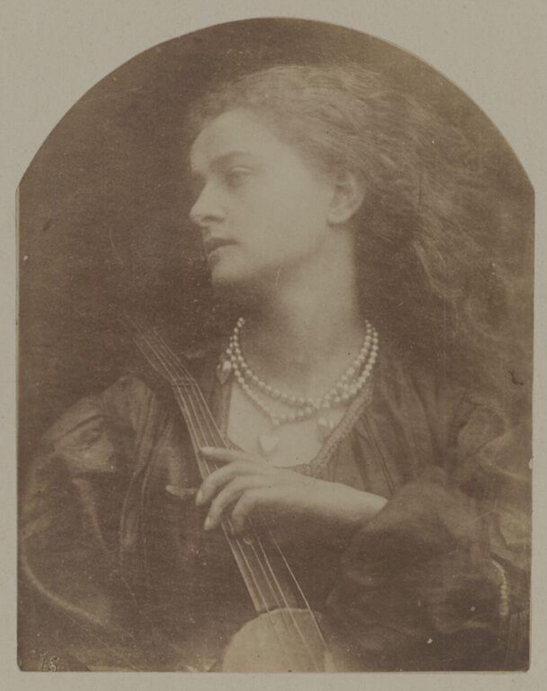 Cameron, Julia Margaret, 'And Enid Sang'