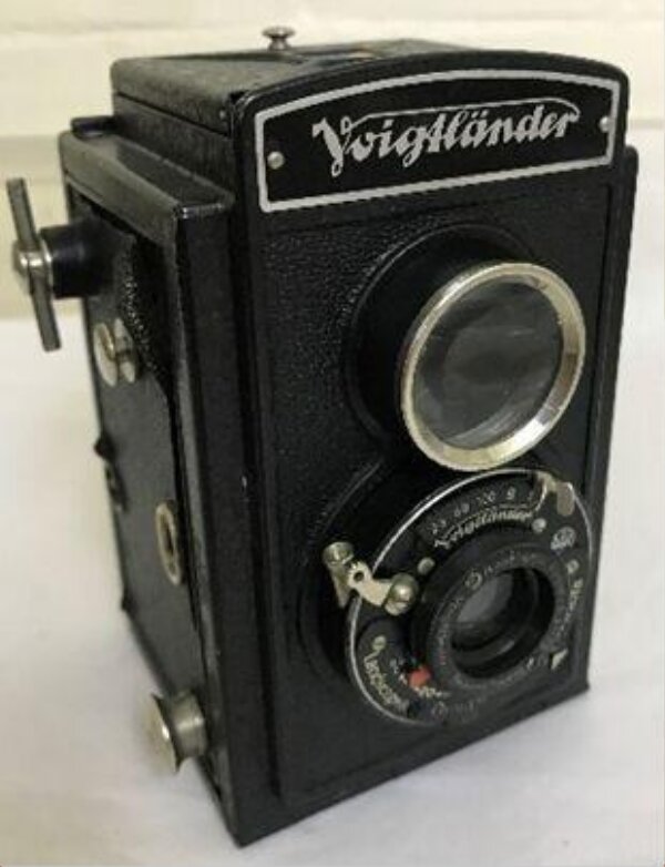 Voigtlander Brilliant | V&A Explore The Collections