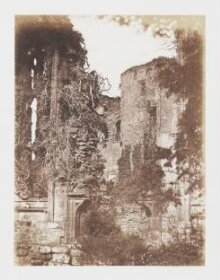 Entrance Hall, Kenilworth Castle thumbnail 1