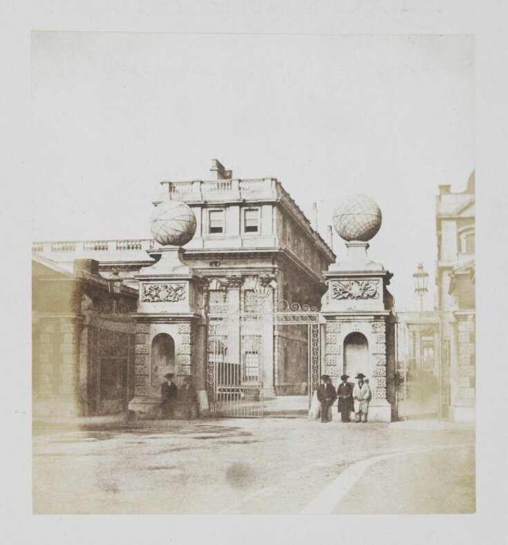 Entrance Gate to Greenwich Hospital top image