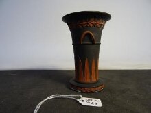 Vase thumbnail 1