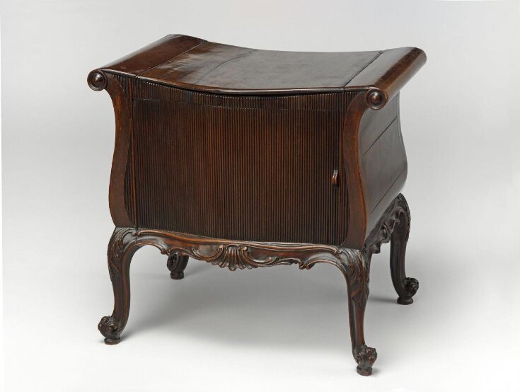 Commode top image