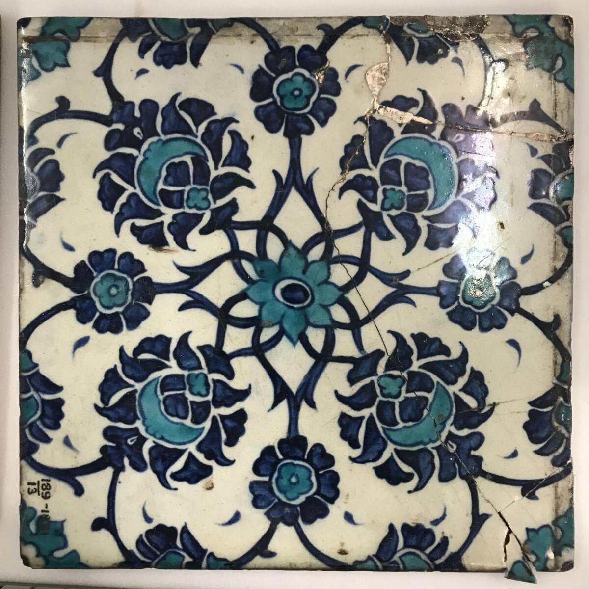 Tile, 1550-1600