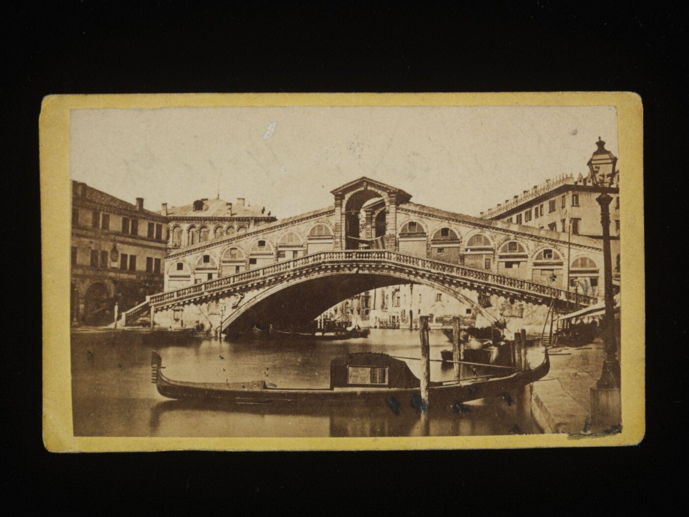 Unknown, View of Ponte di Rialto, Venice