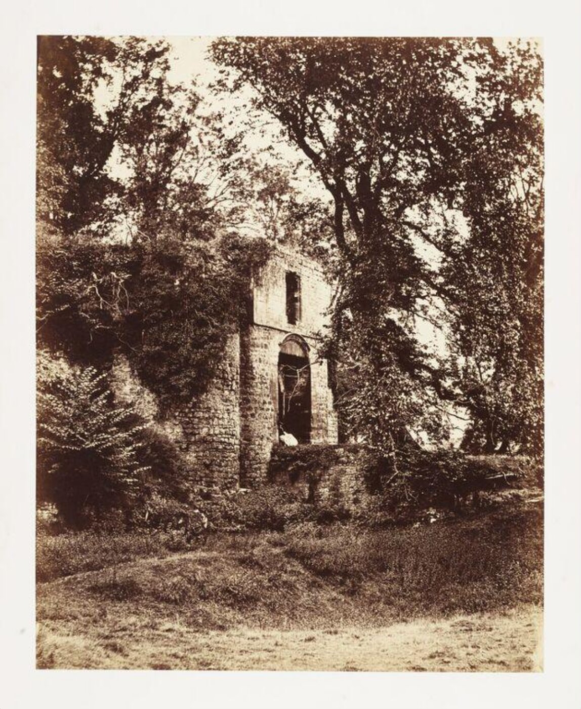 Fenton, Roger, Helsmley Castle, the Fosse