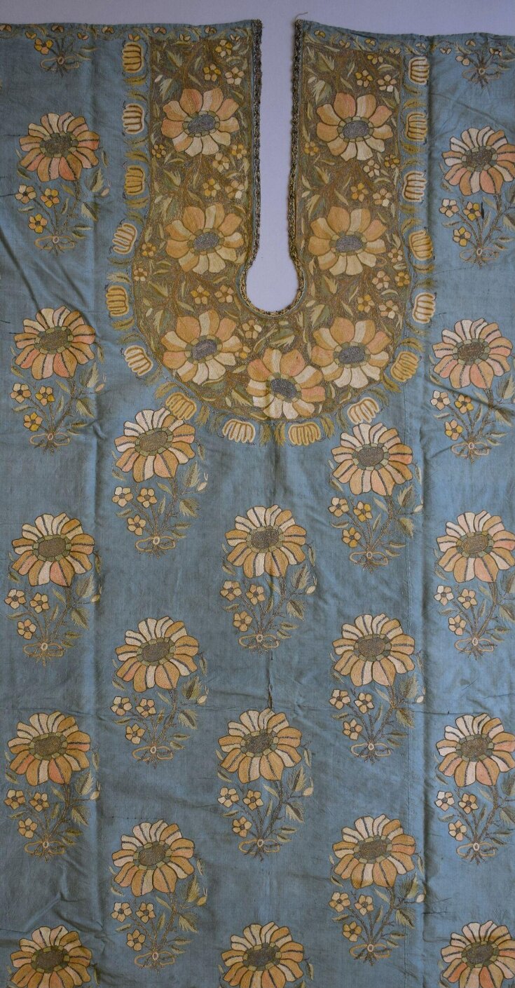 Barbers Robe | V&A Explore The Collections