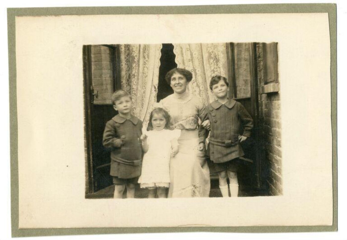 unknown, Photograph