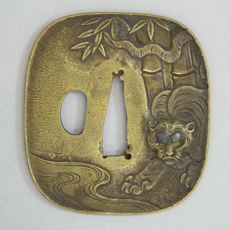 Tsuba top image