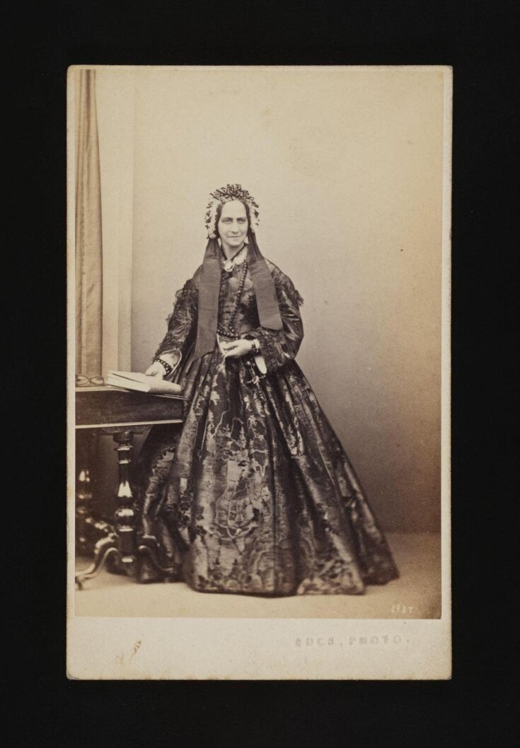 A portrait of a woman 'Mrs Huieshaw' image