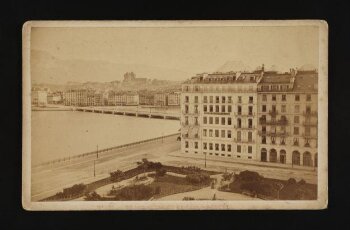 A photograph of 'Grand Hotel de la Paix, Geneve' 